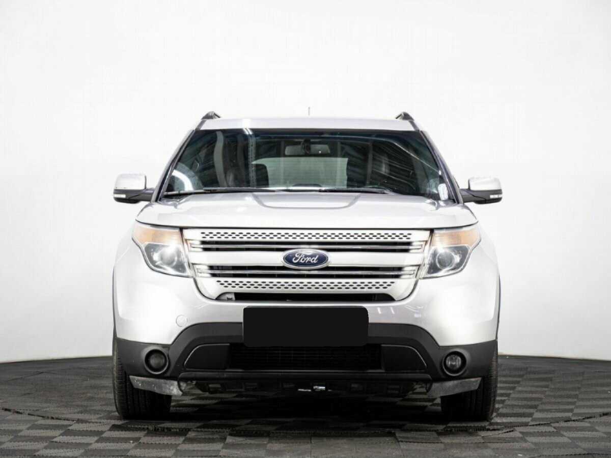 Ford Explorer 2013 года с пробегом. Фото: #1
