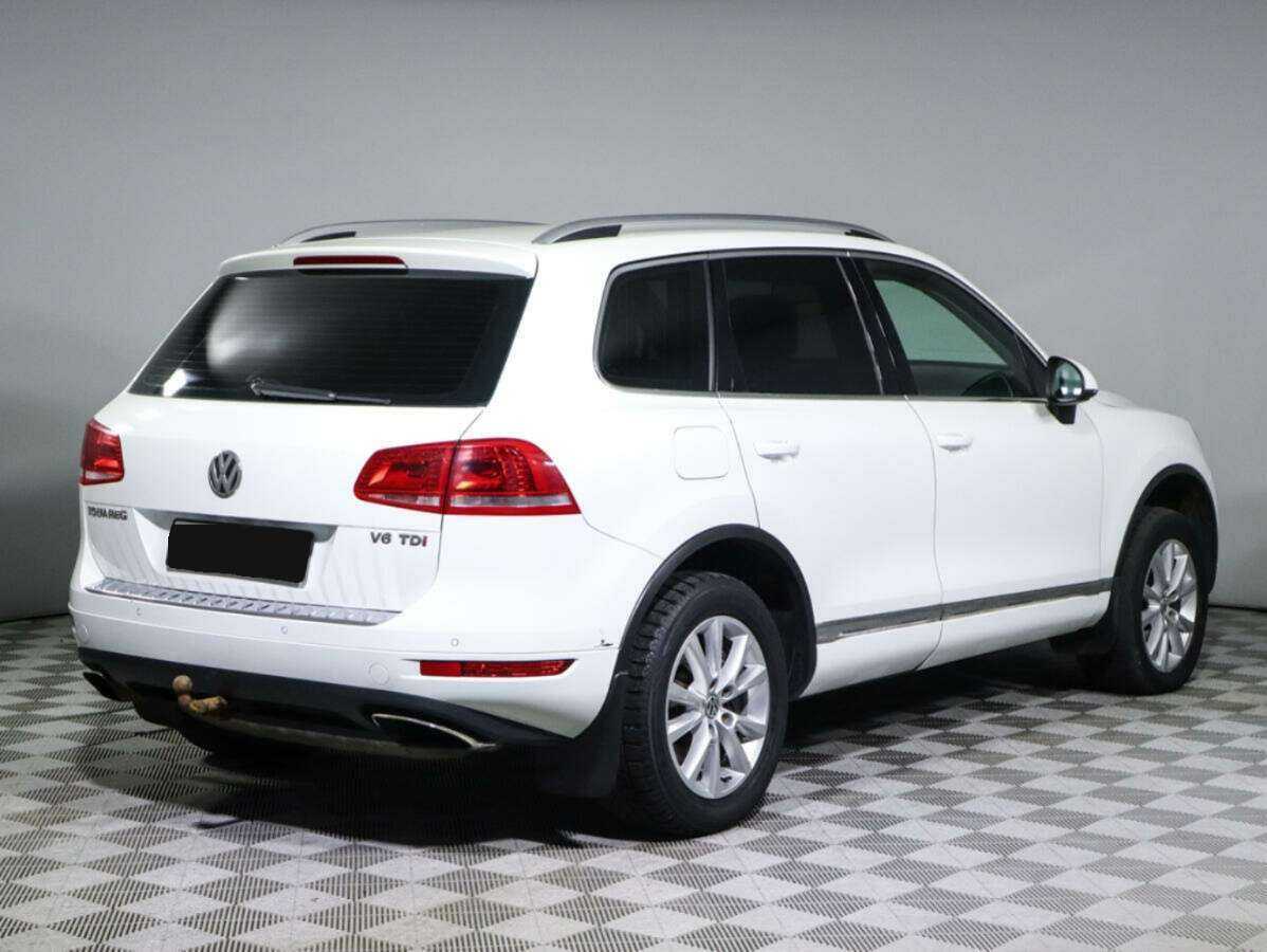 Volkswagen Touareg 2012 года с пробегом. Фото: #2