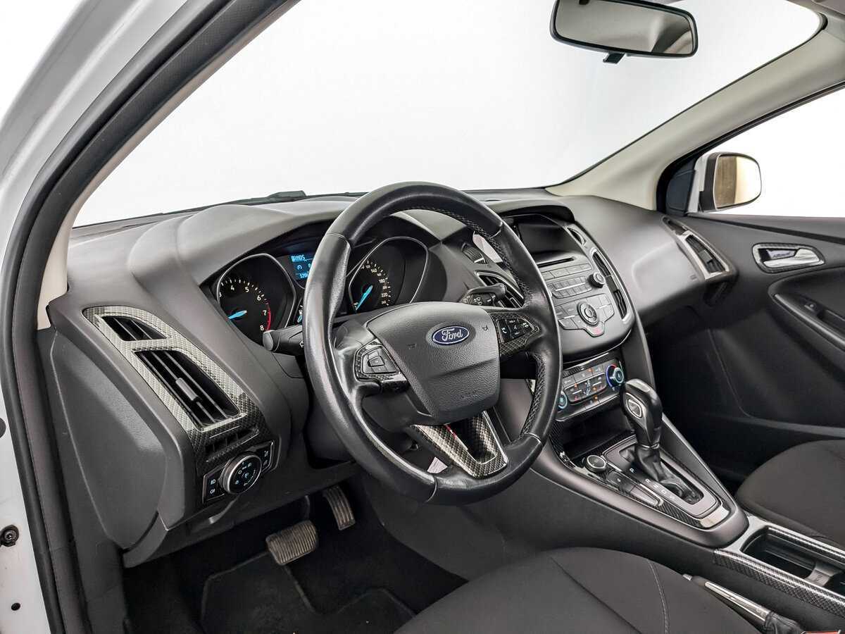 Ford Focus 2018 года с пробегом. Фото: #15