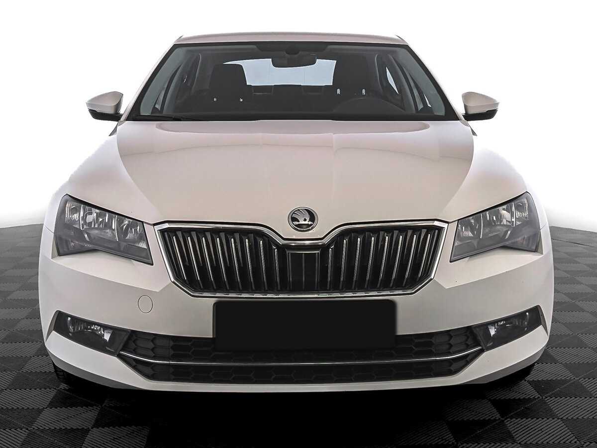 Skoda Superb 2017 года с пробегом. Фото: #1