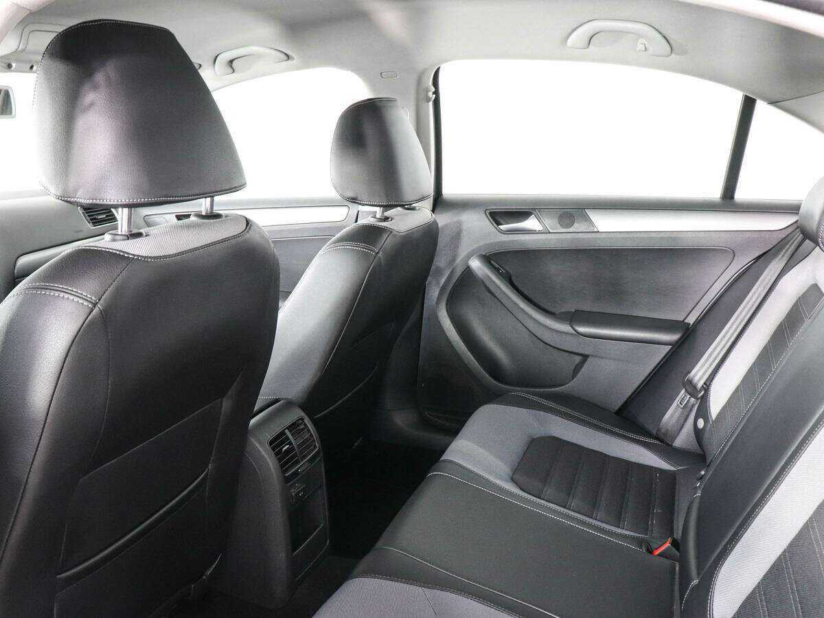 Volkswagen Jetta 2013 года с пробегом. Фото: #10