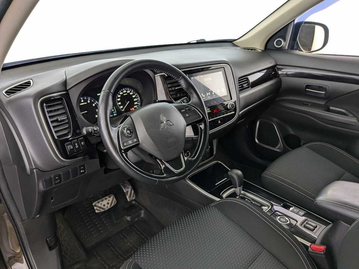 Mitsubishi Outlander 2022 года с пробегом. Фото: #9