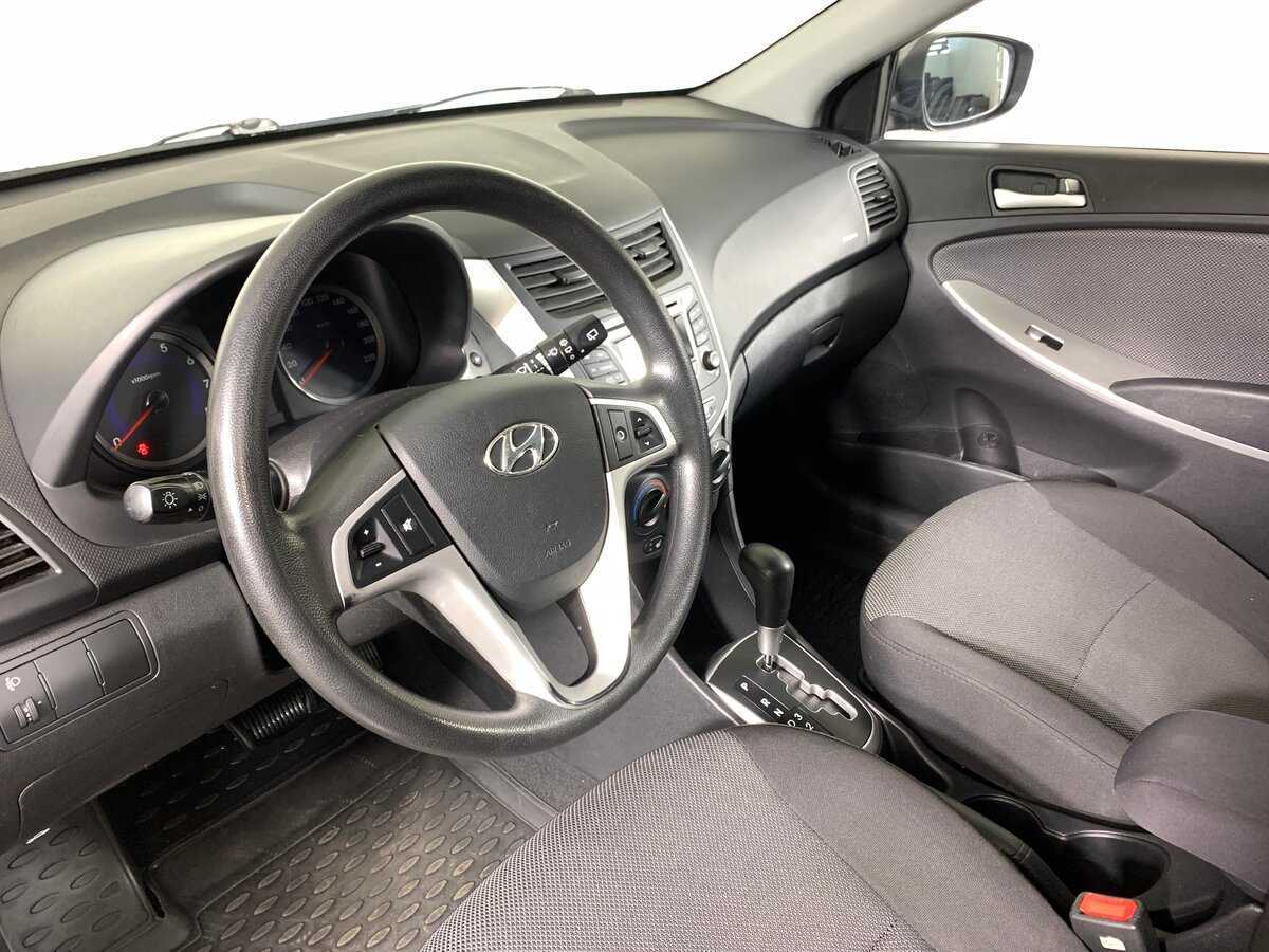 Hyundai Solaris 2012 года с пробегом. Фото: #8