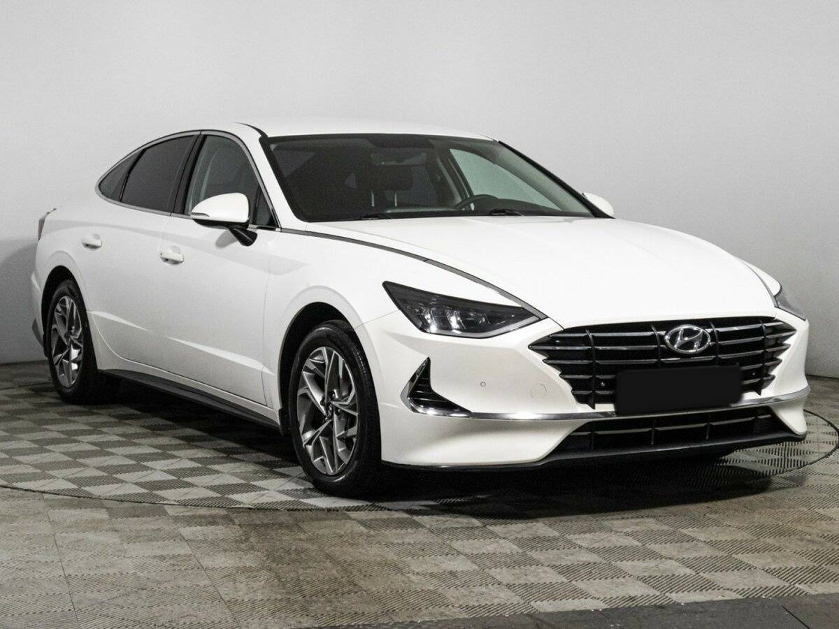 Hyundai Sonata 2021 года с пробегом. Фото: #1