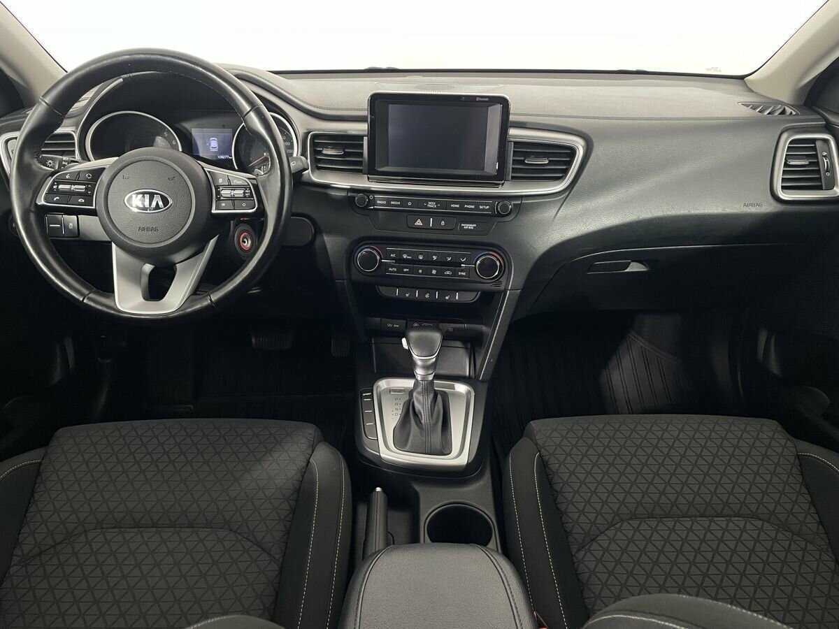 Kia Ceed 2018 года с пробегом. Фото: #6