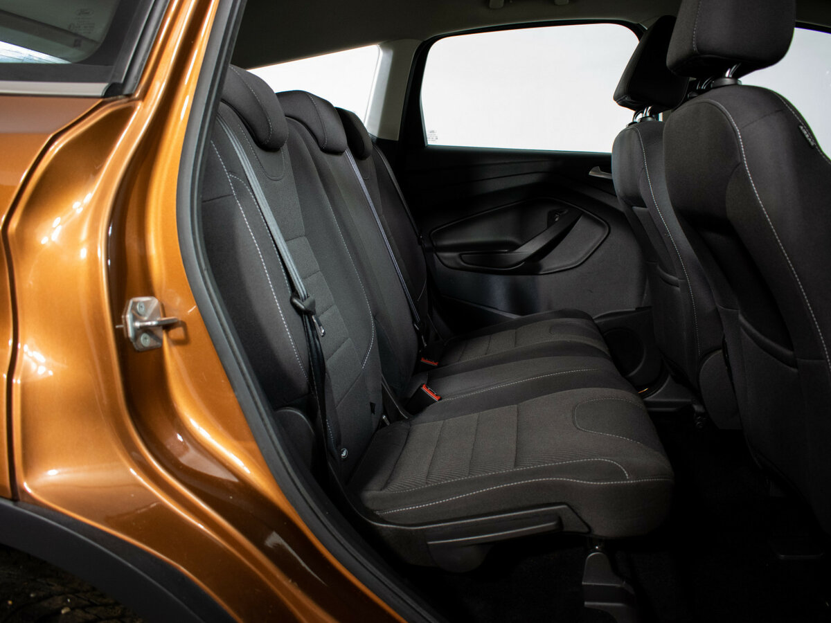 Ford Kuga 2015 года с пробегом. Фото: #8