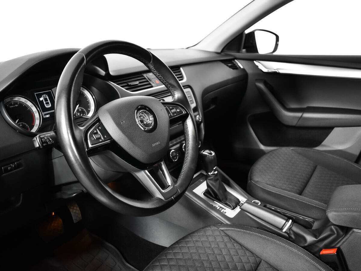 Skoda Octavia 2016 года с пробегом. Фото: #12