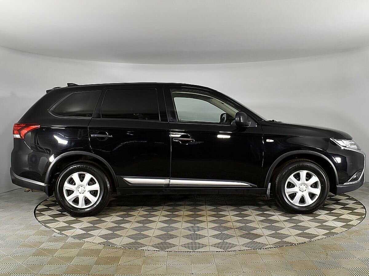 Mitsubishi Outlander 2020 года с пробегом. Фото: #4
