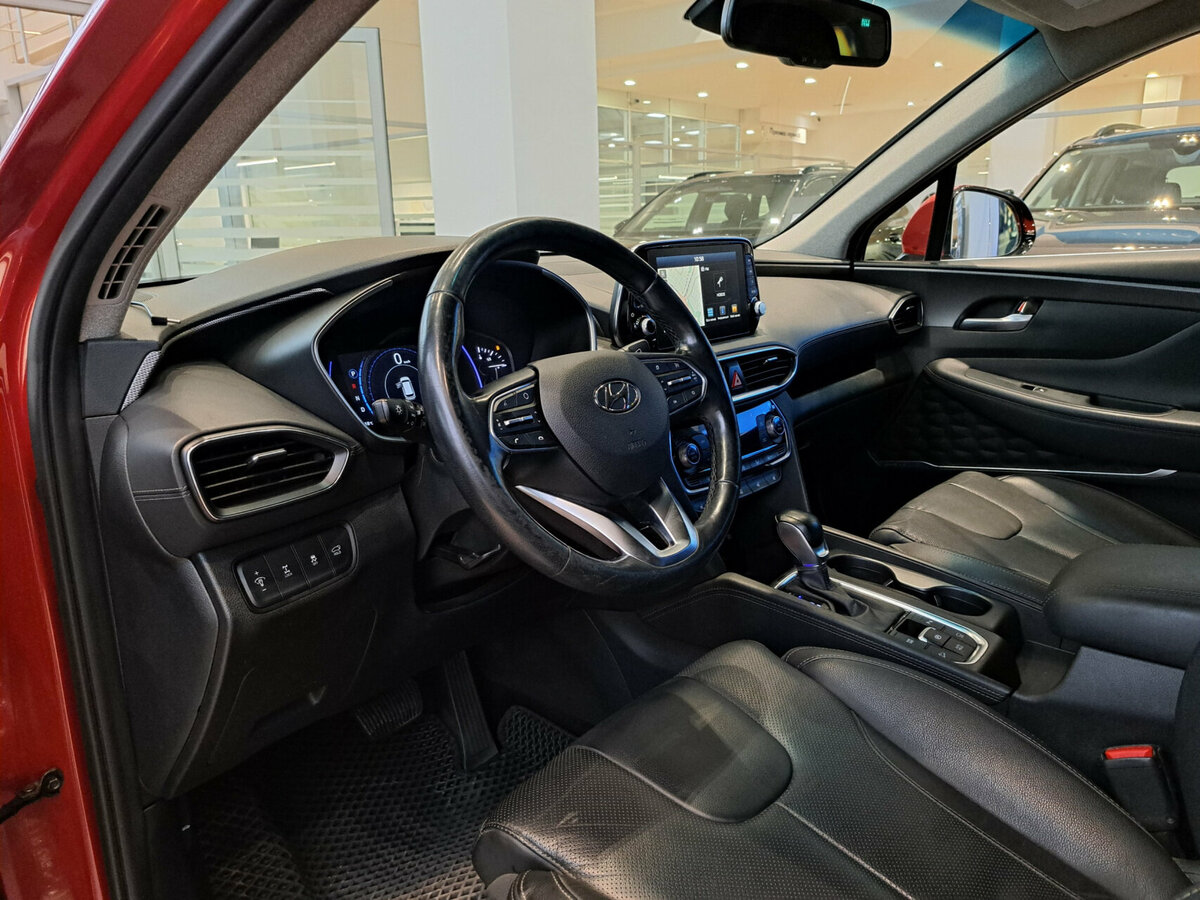Hyundai Santa Fe 2019 года с пробегом. Фото: #15