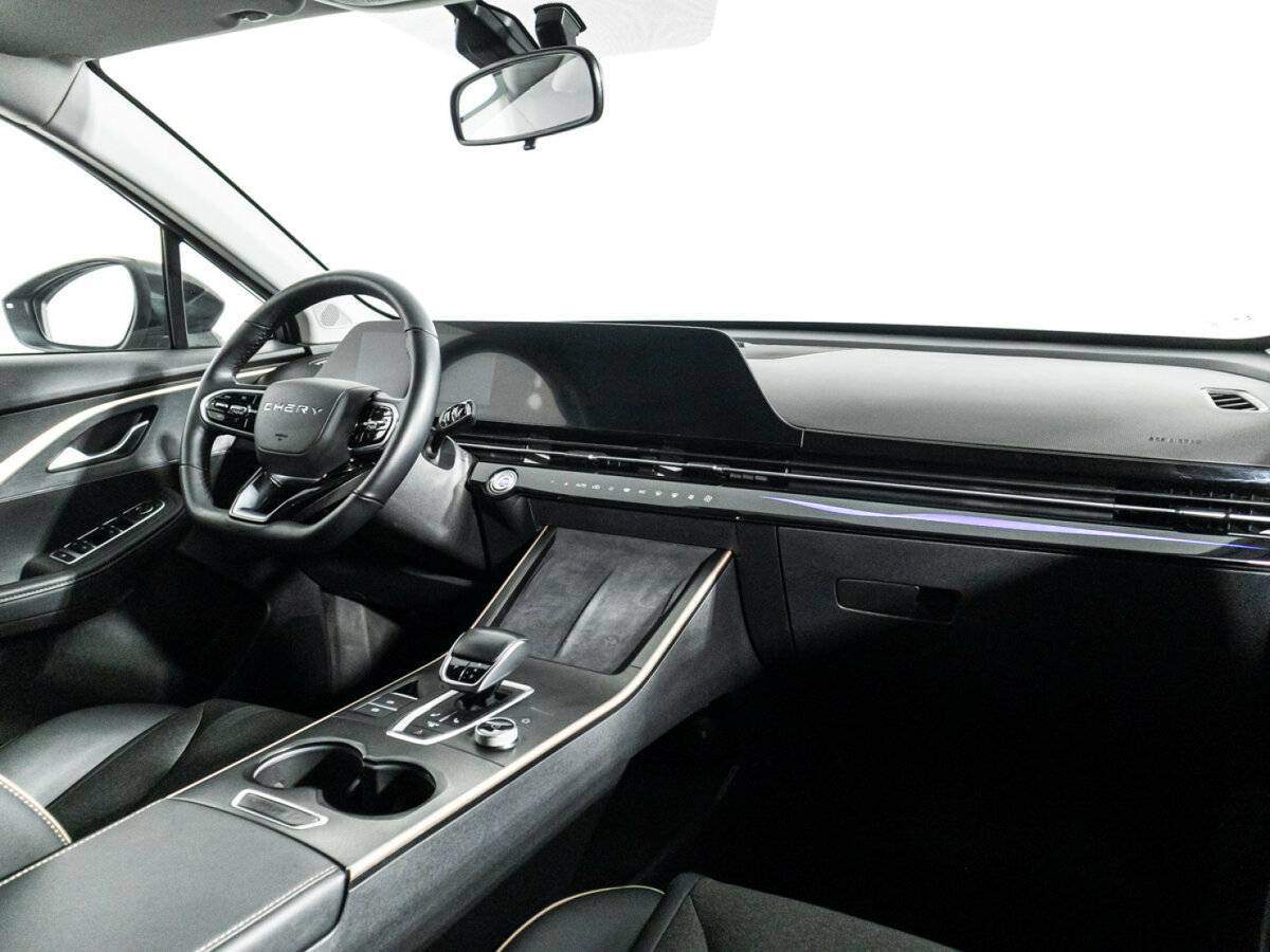 OMODA C5 2022 года с пробегом. Фото: #8