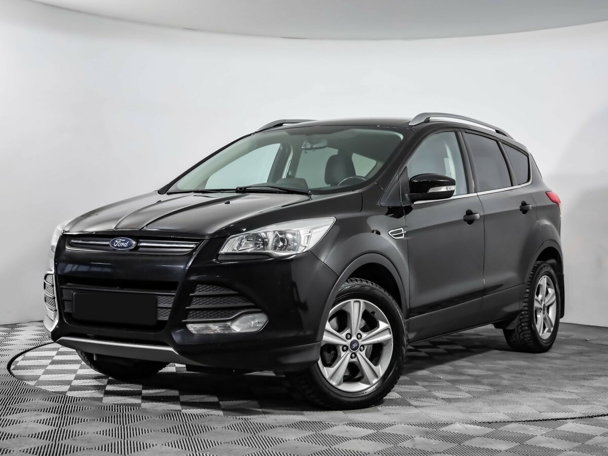 Ford Kuga 2015 года с пробегом. Посмотреть фото