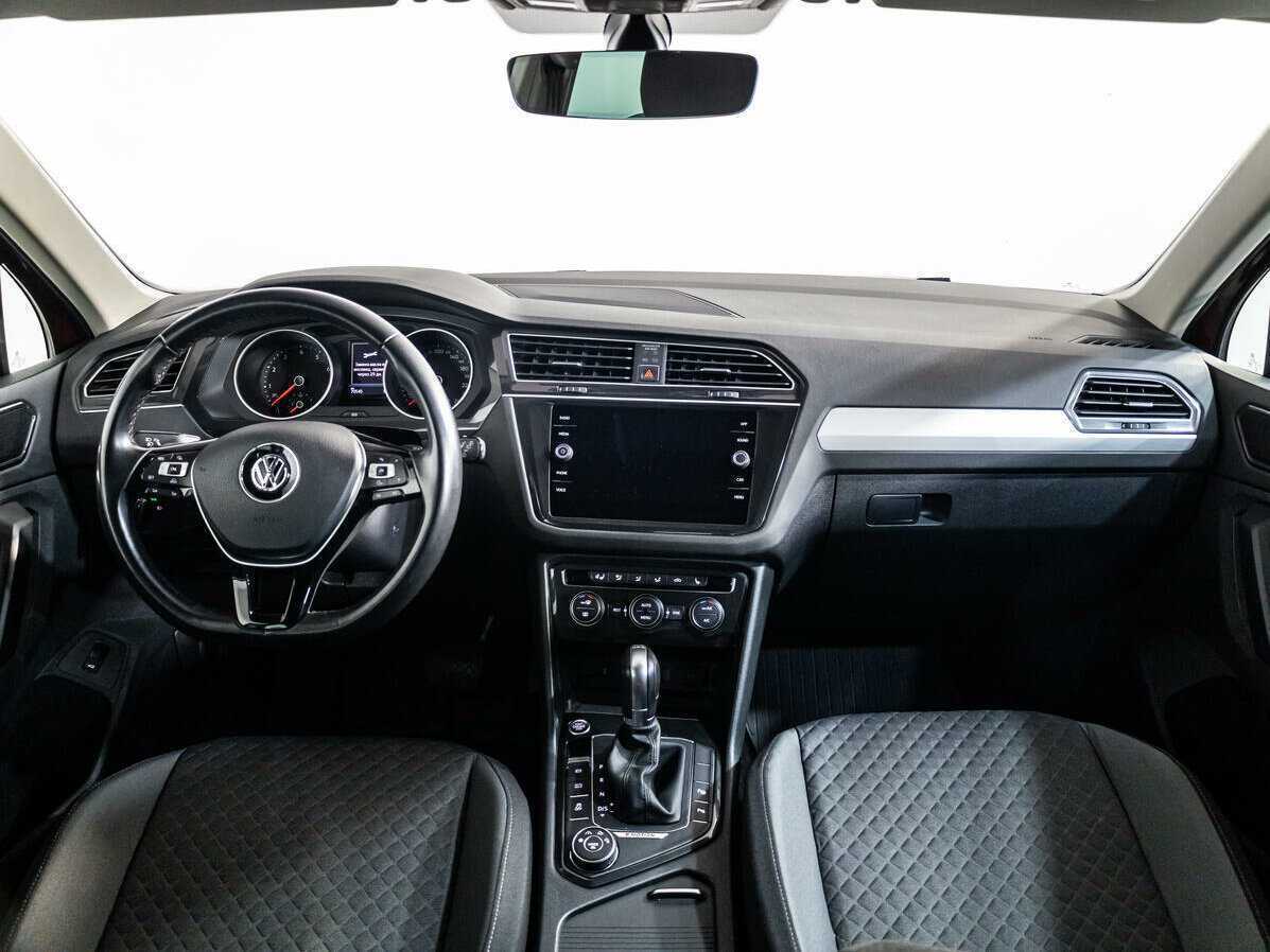 Volkswagen Tiguan 2017 года с пробегом. Фото: #12
