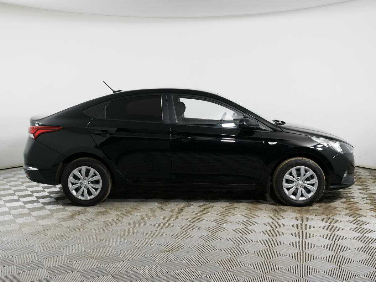 Hyundai Solaris 2021 года с пробегом. Фото: #3