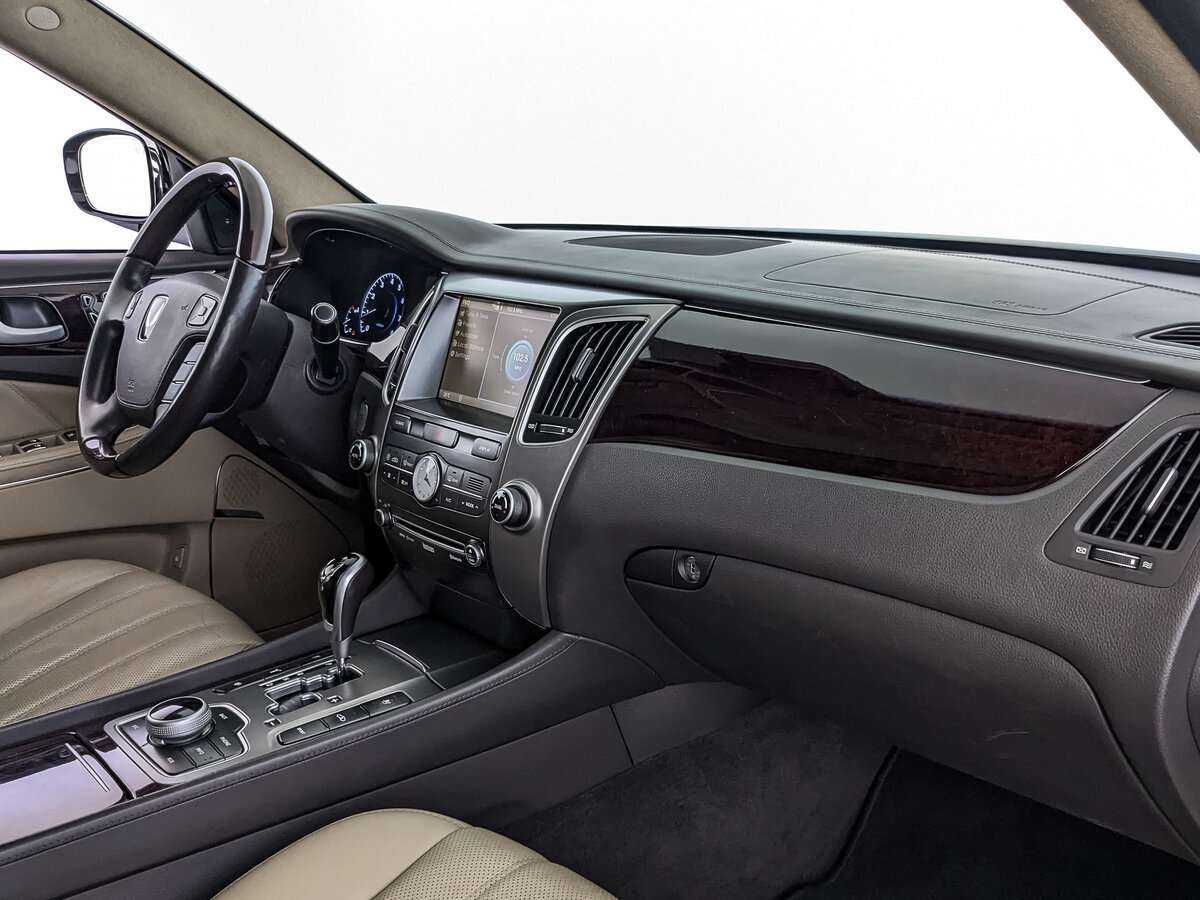 Hyundai Equus 2012 года с пробегом. Фото: #8