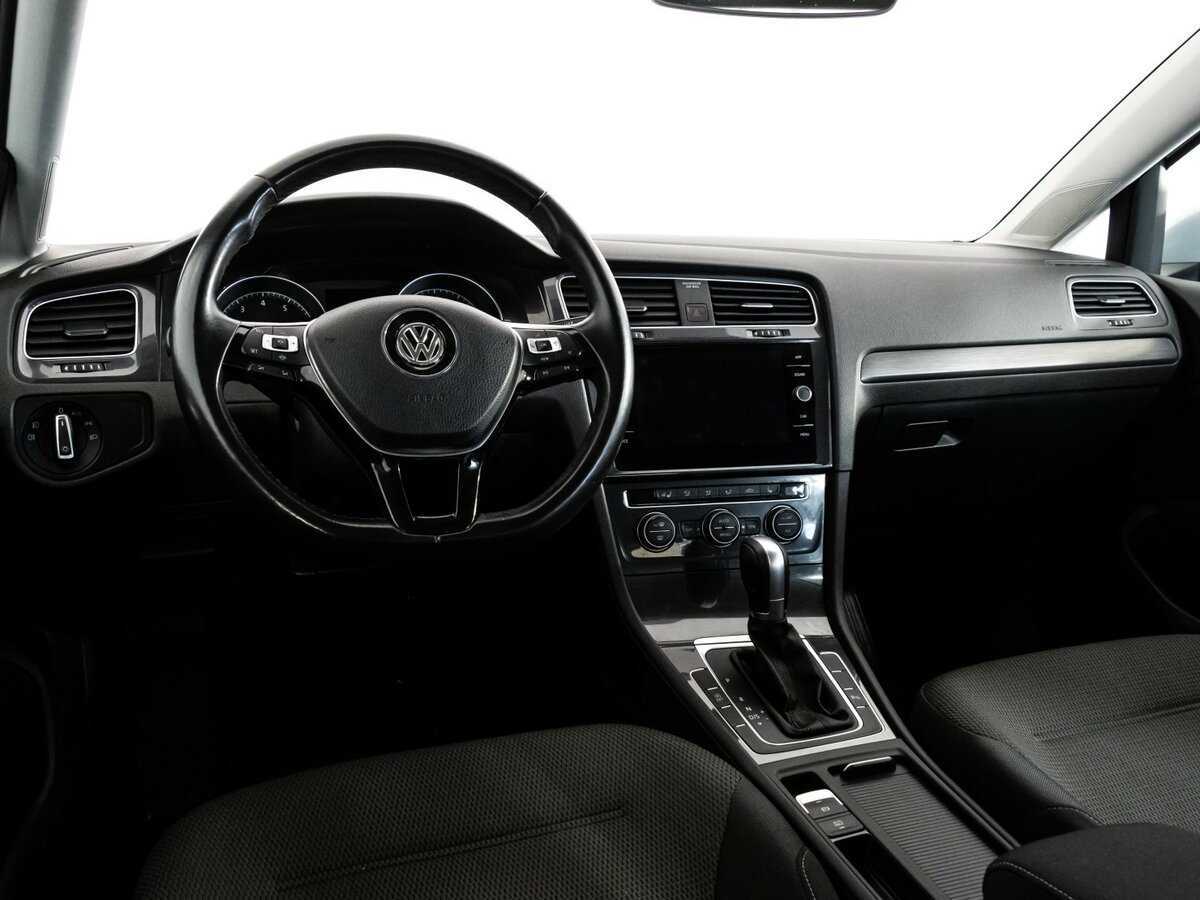 Volkswagen Golf 2018 года с пробегом. Фото: #8