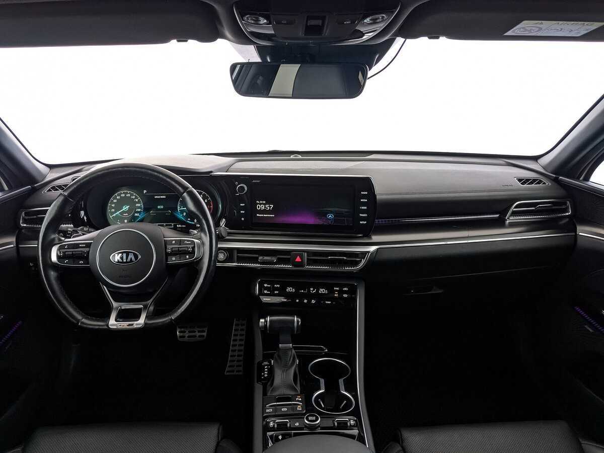 Kia K5 2021 года с пробегом. Фото: #13