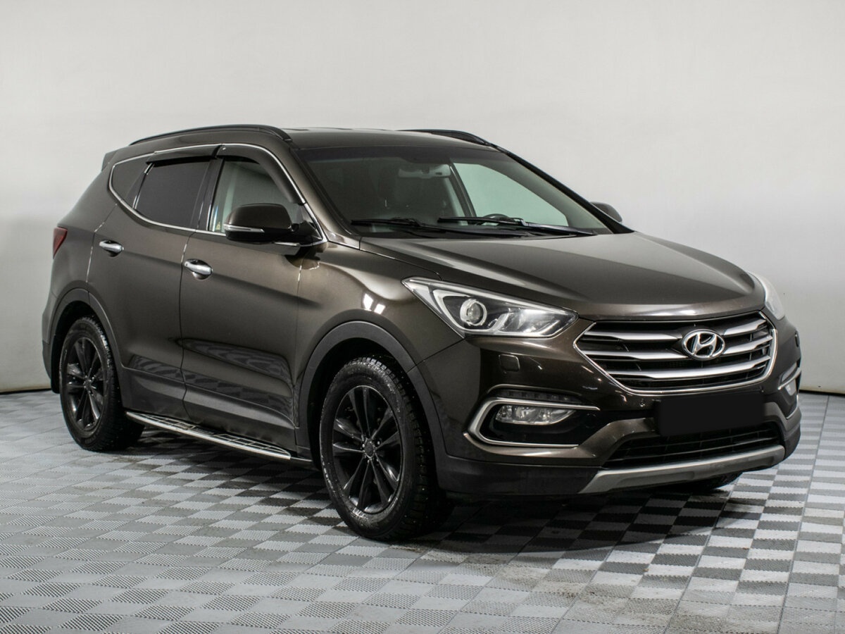 Hyundai Santa Fe 2017 года с пробегом. Фото: #2