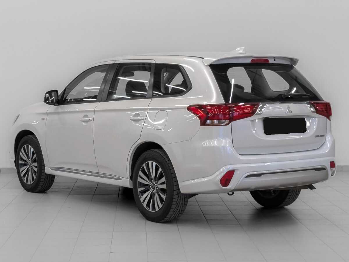 Mitsubishi Outlander 2022 года с пробегом. Фото: #6