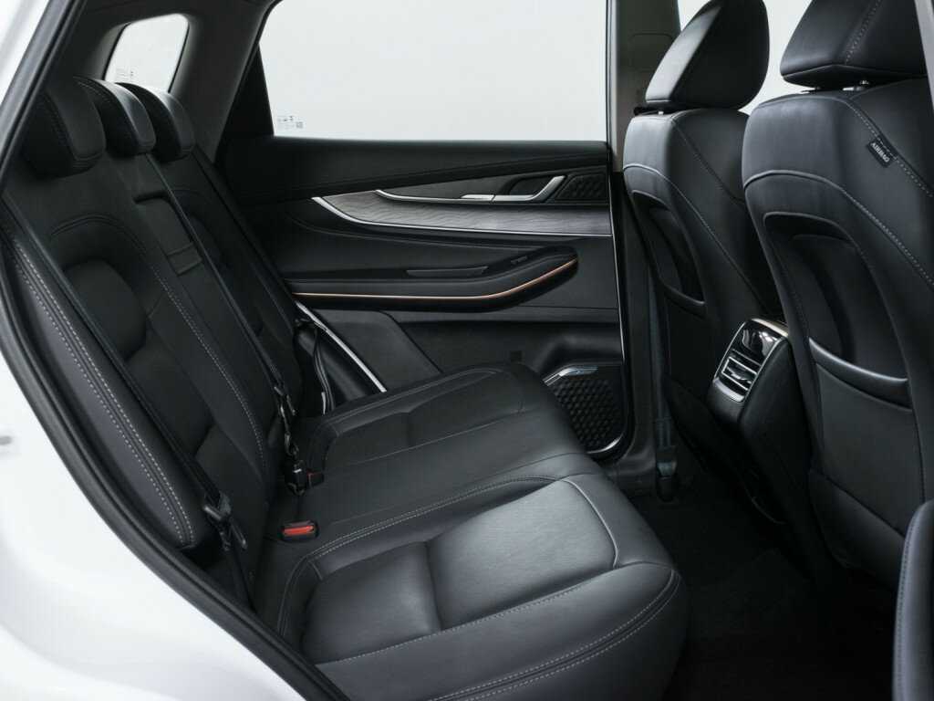 EXEED LX 2023 года с пробегом. Фото: #9