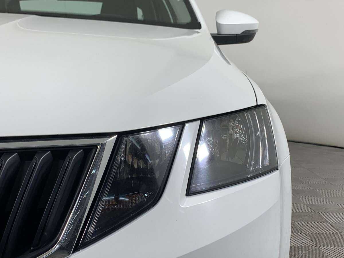 Skoda Octavia 2019 года с пробегом. Фото: #6