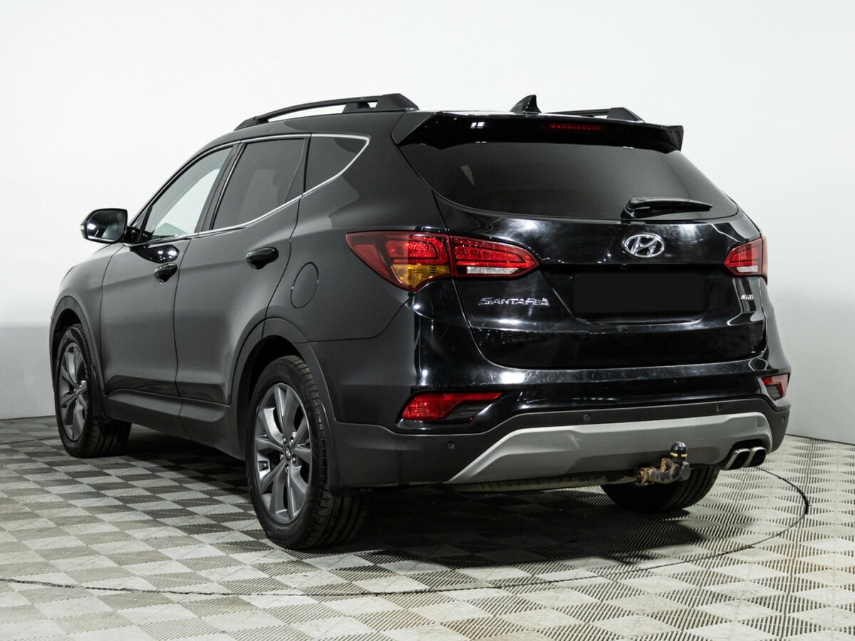 Hyundai Santa Fe 2017 года с пробегом. Фото: #5
