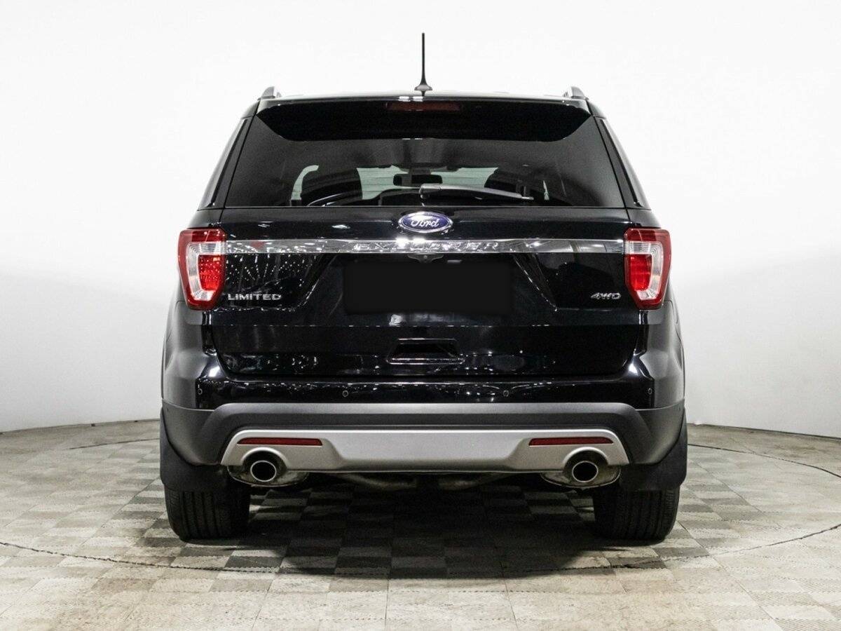 Ford Explorer 2017 года с пробегом. Фото: #4