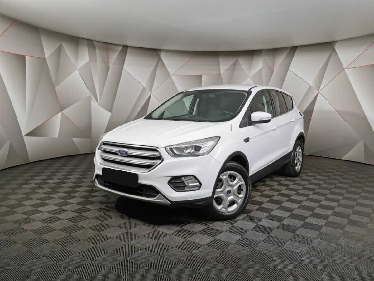 Ford Kuga 2017 года с пробегом. Фото: #0