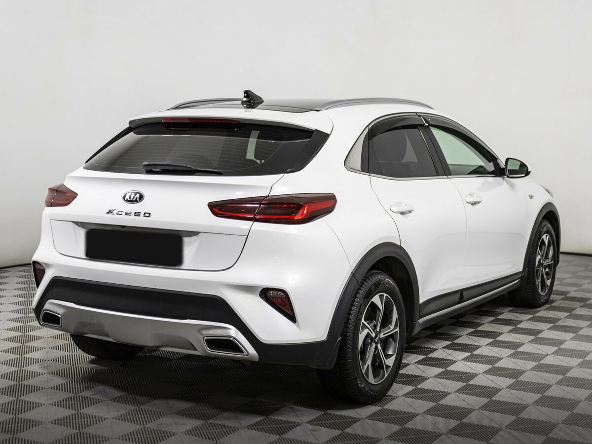 Kia XCeed 2021 года с пробегом. Фото: #4