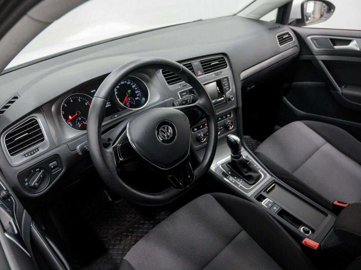 Volkswagen Golf 2014 года с пробегом. Фото: #12