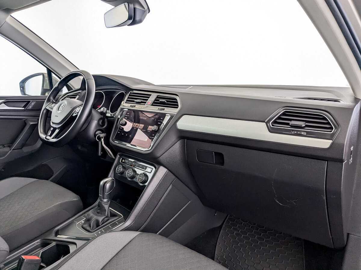 Volkswagen Tiguan 2019 года с пробегом. Фото: #8