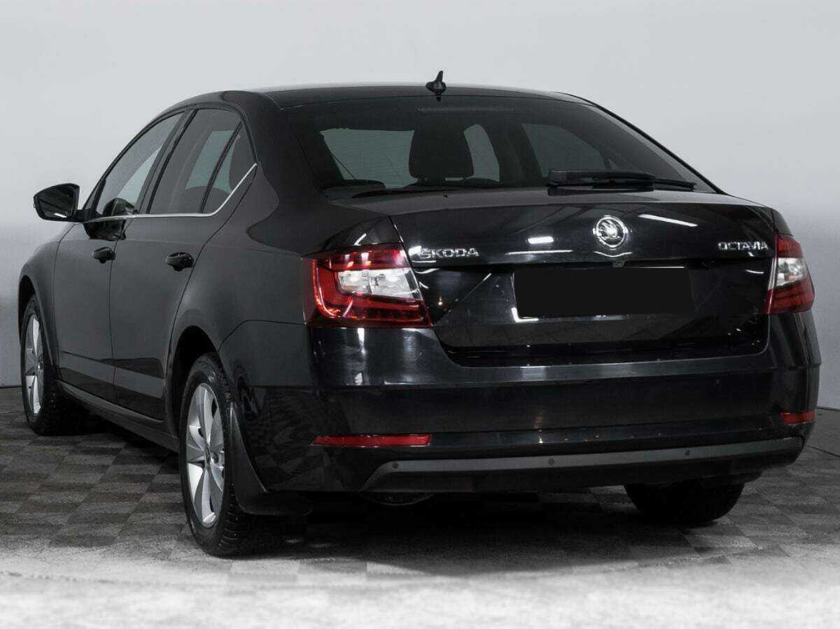 Skoda Octavia 2018 года с пробегом. Фото: #6