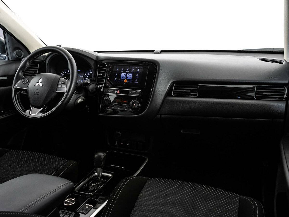 Mitsubishi Outlander 2019 года с пробегом. Фото: #6