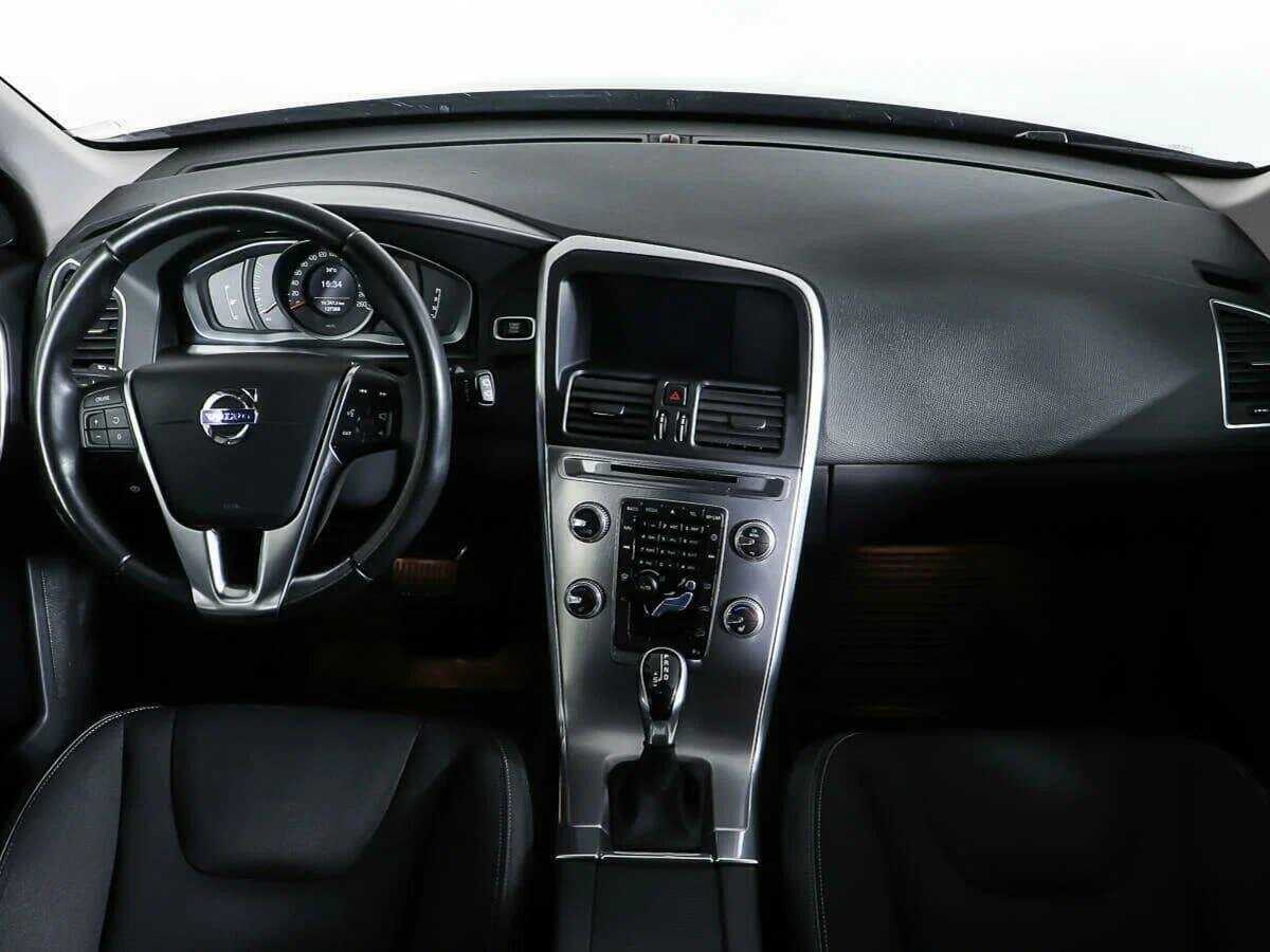 Volvo XC60 2017 года с пробегом. Фото: #11