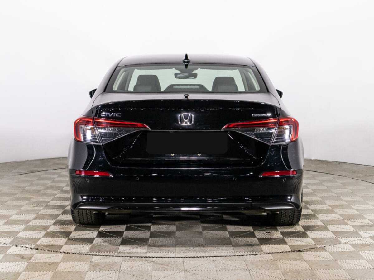 Honda Civic 2021 года с пробегом. Фото: #5