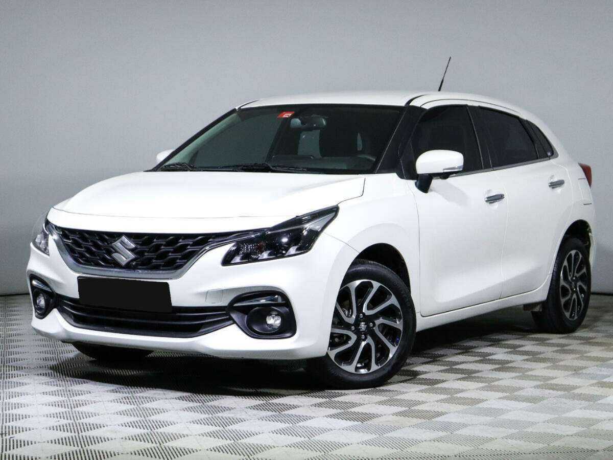 Suzuki Baleno 2022 года с пробегом. Посмотреть фото