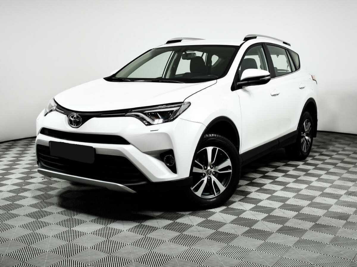 Toyota RAV4 2018 года с пробегом. Фото: #0