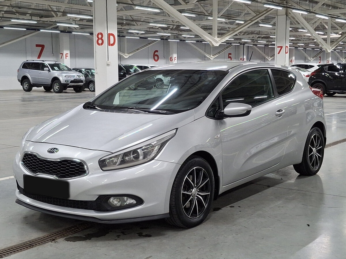 Kia Ceed 2013 года с пробегом. Фото: #0