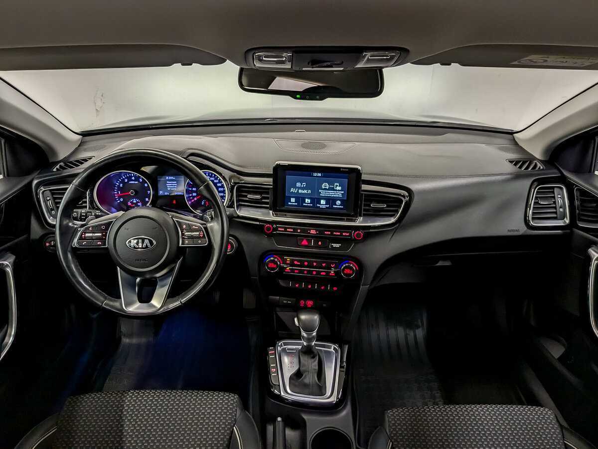 Kia Ceed 2019 года с пробегом. Фото: #13