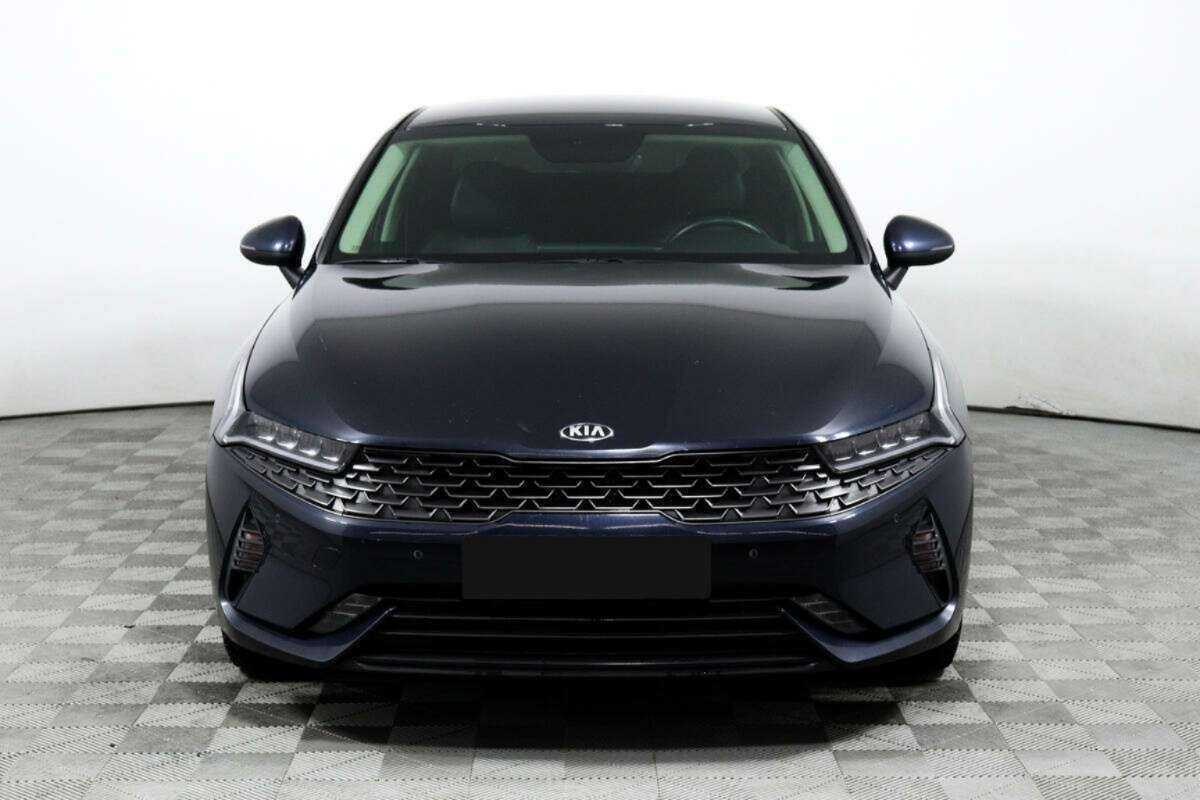 Kia K5 2021 года с пробегом. Фото: #1
