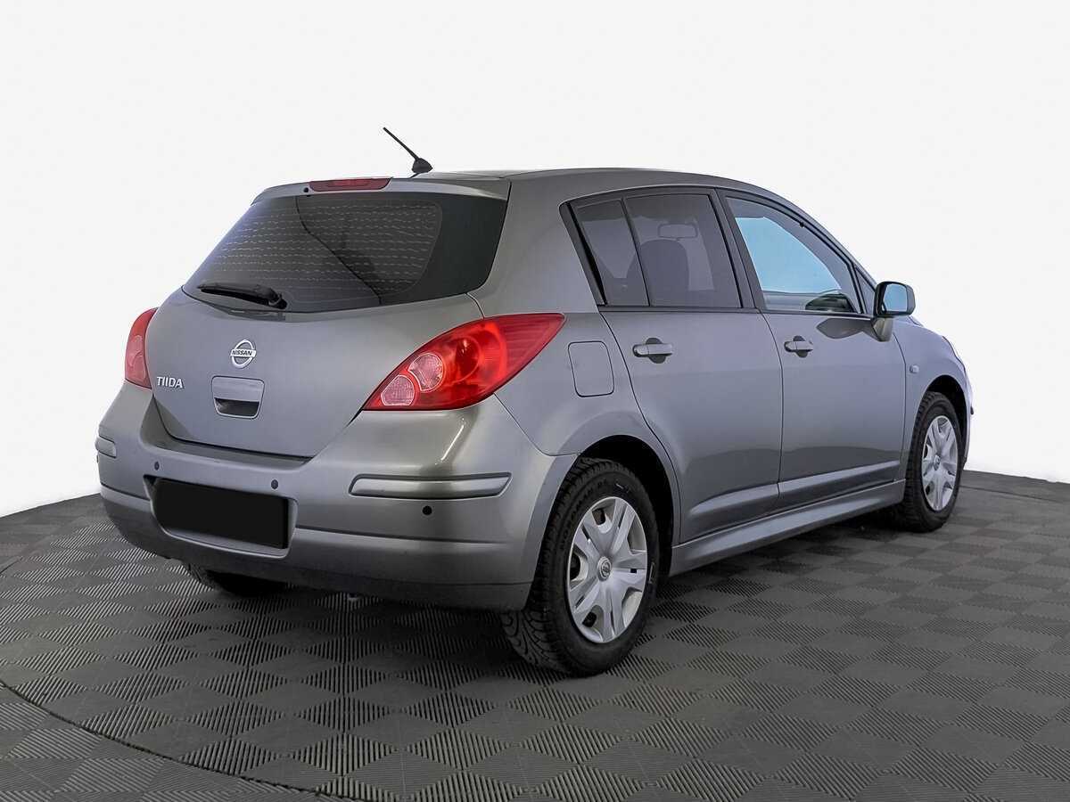 Nissan Tiida 2013 года с пробегом. Фото: #4