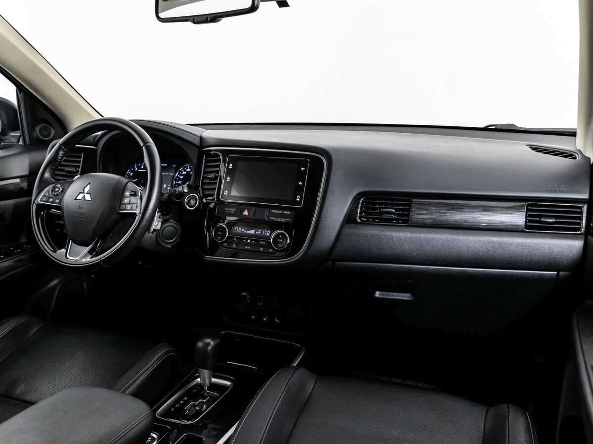 Mitsubishi Outlander 2018 года с пробегом. Фото: #6