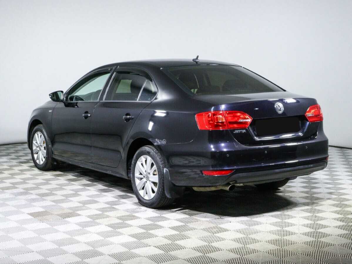 Volkswagen Jetta 2013 года с пробегом. Фото: #5