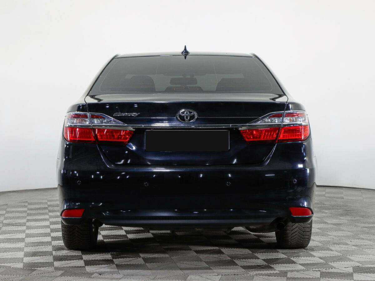 Toyota Camry 2017 года с пробегом. Фото: #5