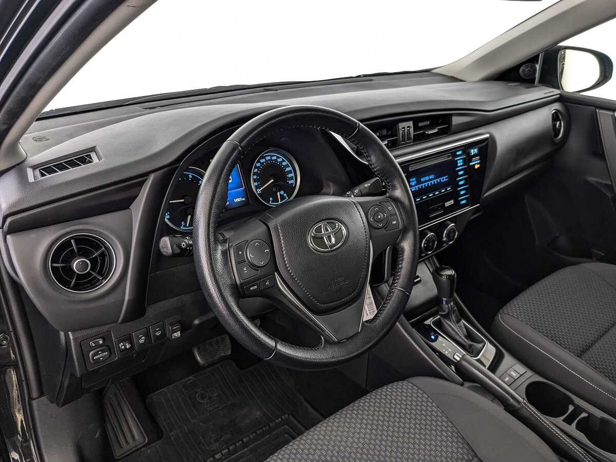 Toyota Corolla 2017 года с пробегом. Фото: #14