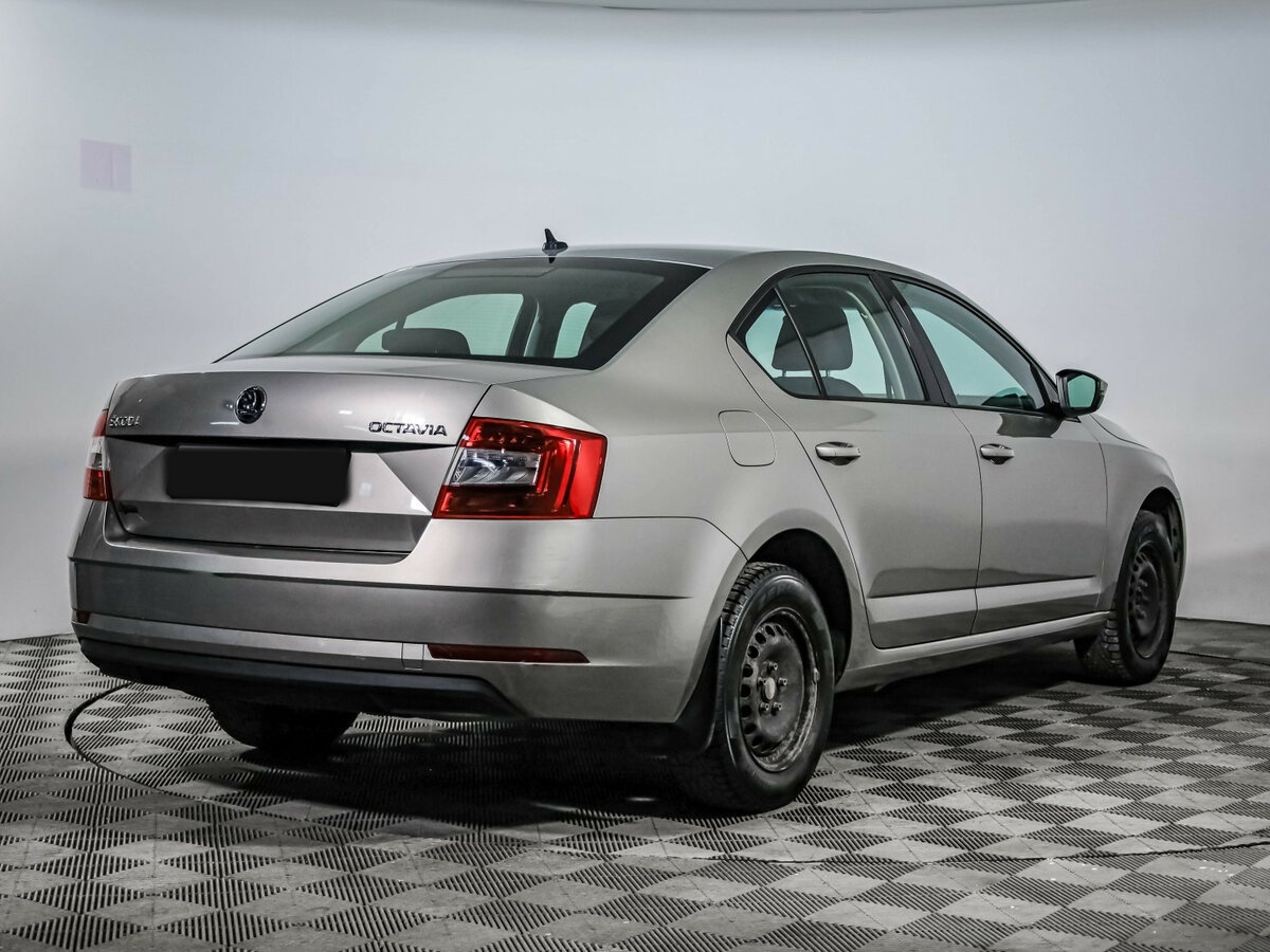 Skoda Octavia 2018 года с пробегом. Фото: #3