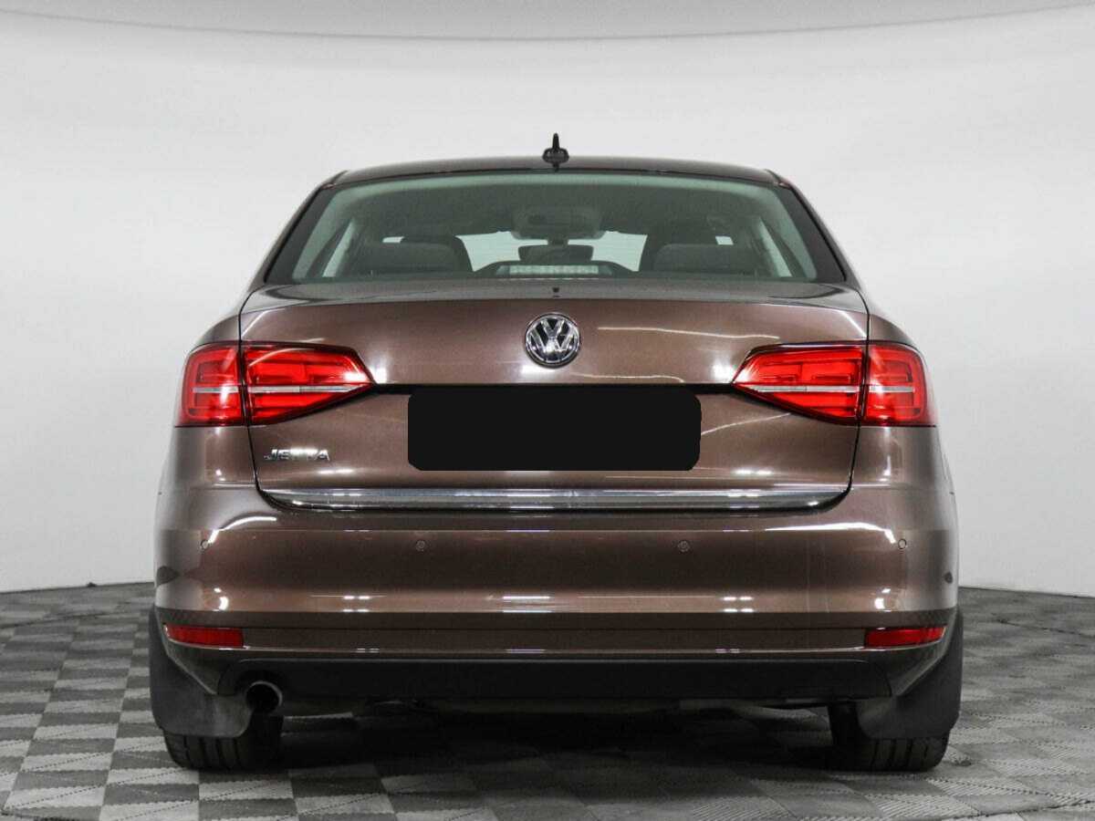 Volkswagen Jetta 2017 года с пробегом. Фото: #5
