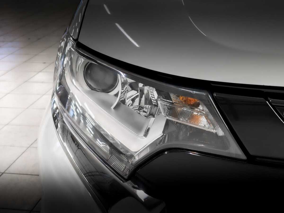 Mitsubishi Outlander 2022 года с пробегом. Фото: #16