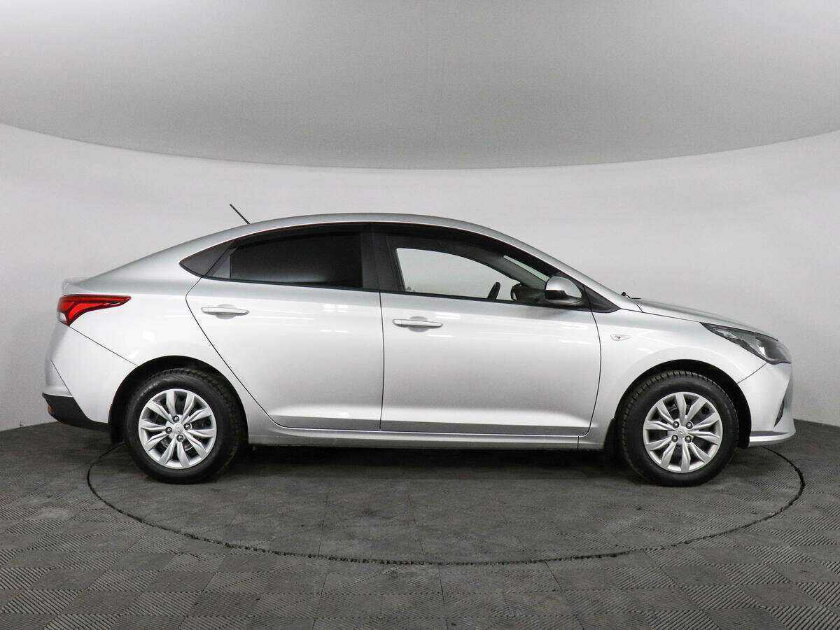Hyundai Solaris 2021 года с пробегом. Фото: #3