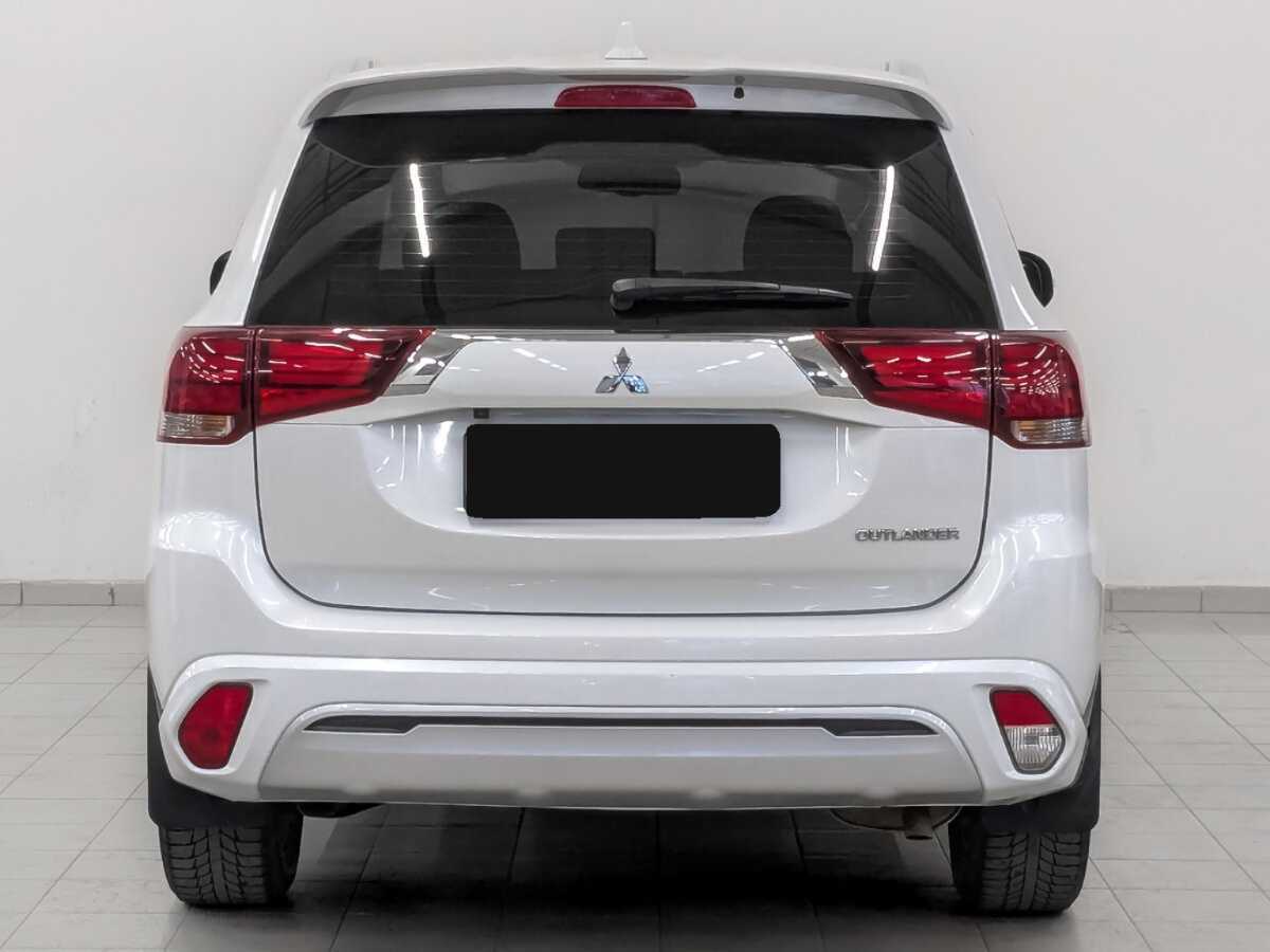 Mitsubishi Outlander 2022 года с пробегом. Фото: #5