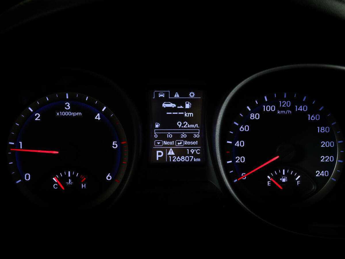 Hyundai Santa Fe 2013 года с пробегом. Фото: #10